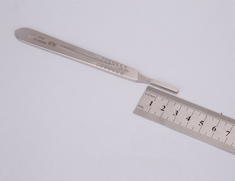 S32004-13 手术刀柄 4#（标准）-14cm 2.jpg