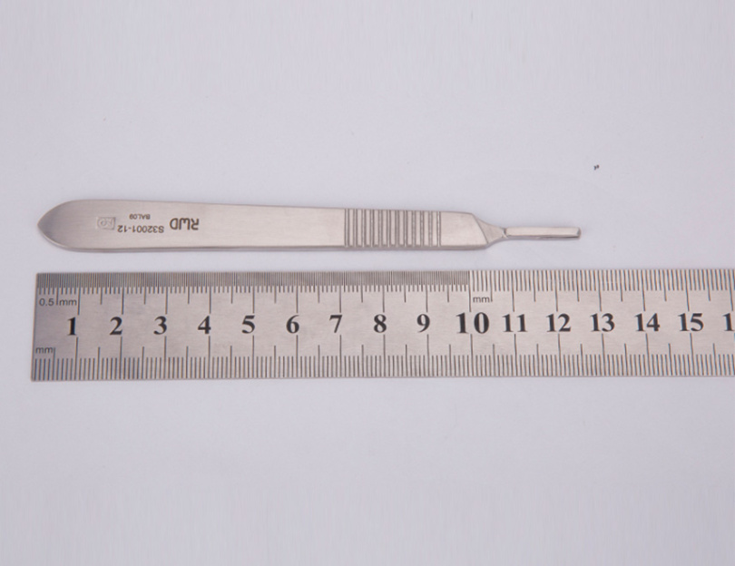 S32001-12 手術(shù)刀柄 3#（標(biāo)準(zhǔn)）-12cm* 2.jpg