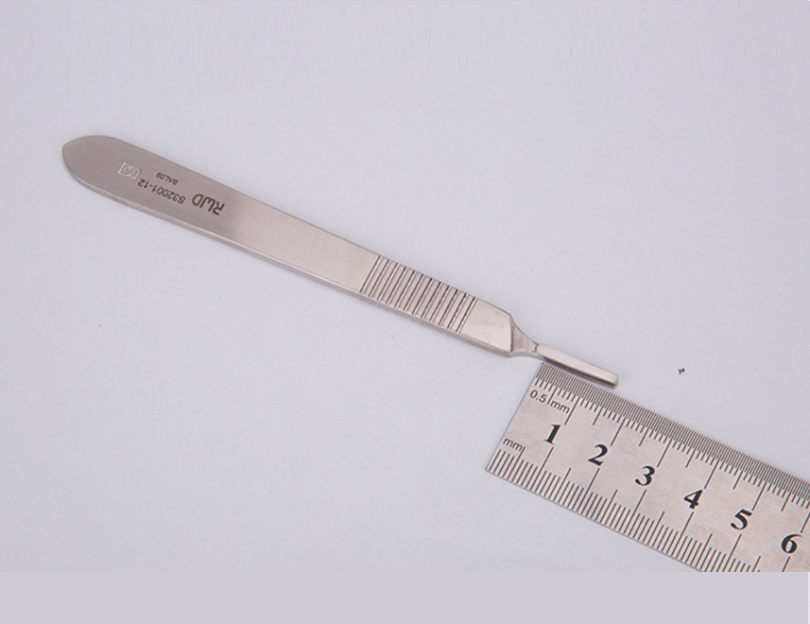 S32001-12 手术刀柄 3#（标准）-12cm* 3.jpg